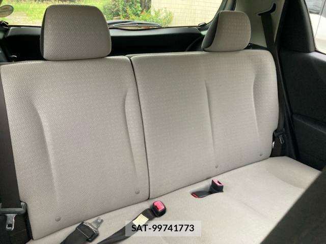Toyota VITZ 2011-11 8686871-9