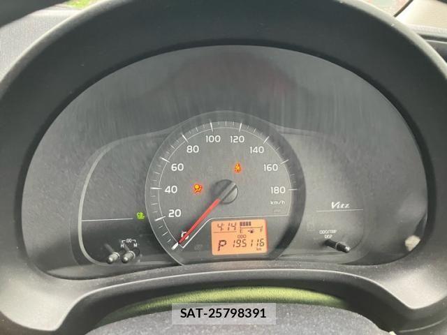 Toyota VITZ 2011-10 8686870-14