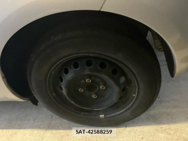 Toyota VITZ 2010-01 8686872-5