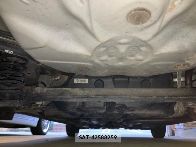 Toyota VITZ 2010-01 8686872-8