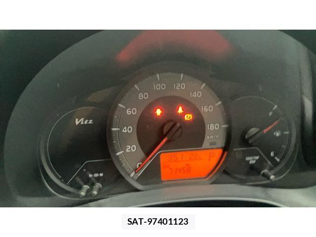Toyota VITZ 2015-09 8686869-14