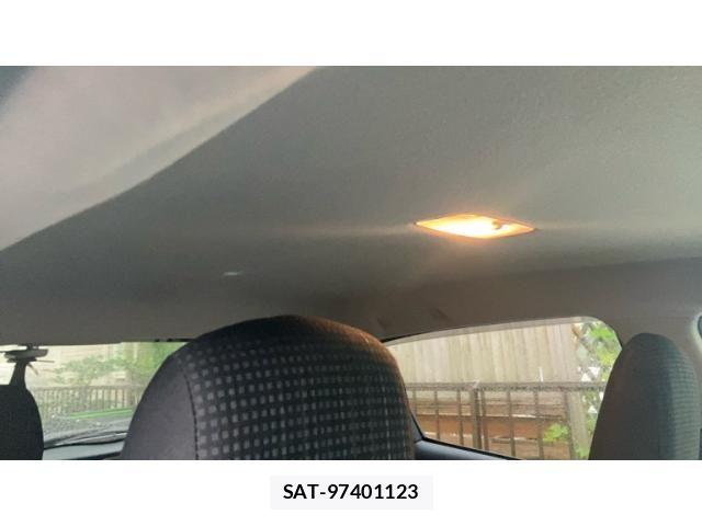 Toyota VITZ 2015-09 8686869-20