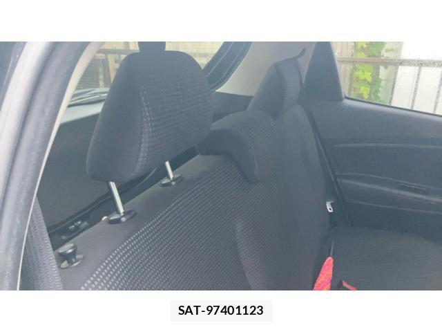 Toyota VITZ 2015-09 8686869-23