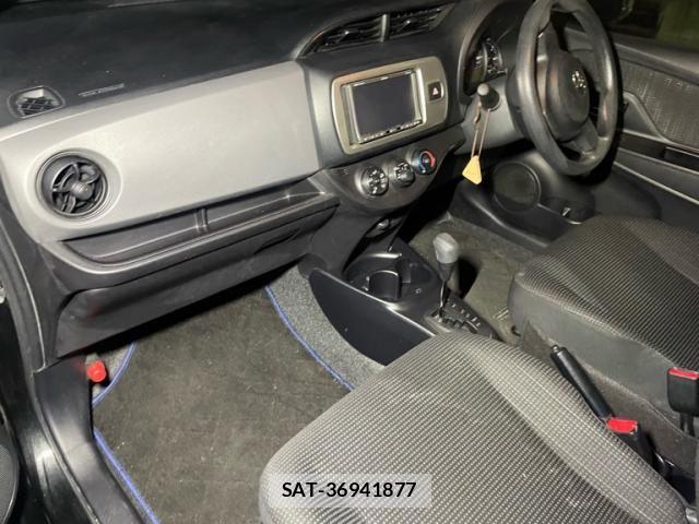 Toyota VITZ 2016-04 8686868-9