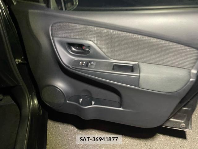 Toyota VITZ 2016-04 8686868-14