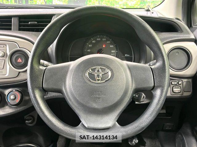 Toyota VITZ 2011-06 8686865-11