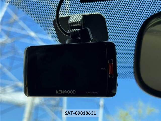 Toyota VITZ 2016-11 8686867-26