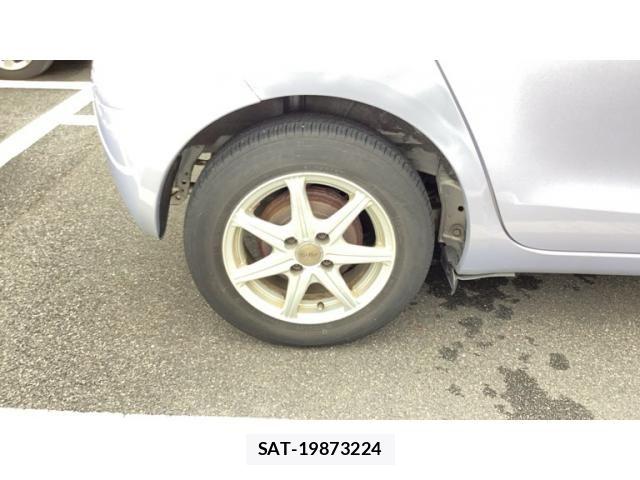Toyota VITZ 2009-08 8746635-7
