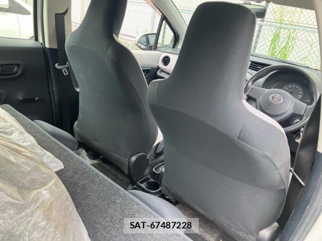 Toyota VITZ 2011-09 8746649-12