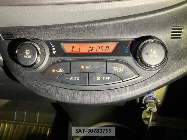 Toyota VITZ 2012-08 8746631-17