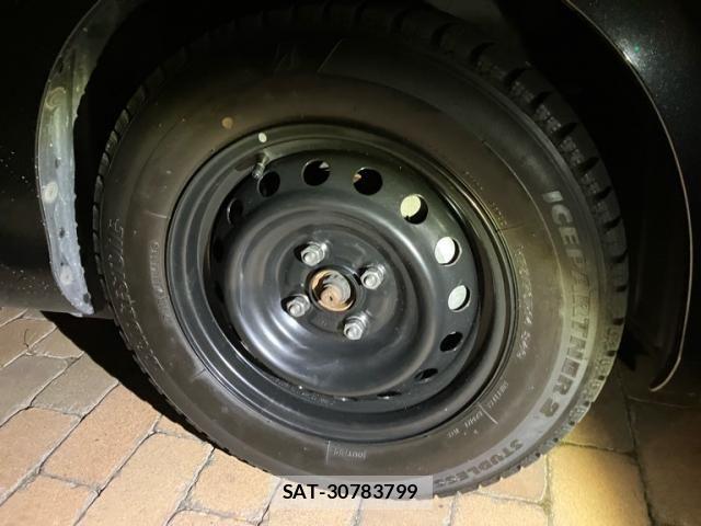 Toyota VITZ 2012-08 8746631-5