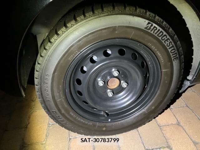 Toyota VITZ 2012-08 8746631-6