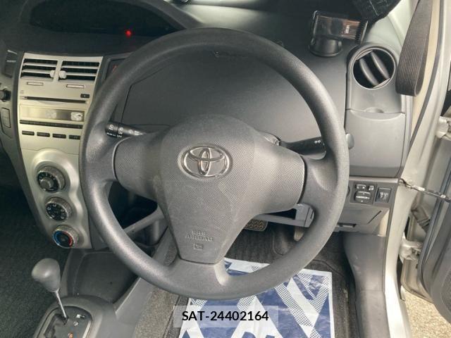Toyota VITZ 2006-09 8746648-12
