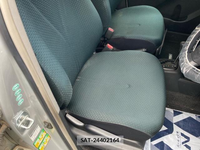 Toyota VITZ 2006-09 8746648-13