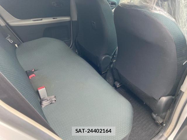 Toyota VITZ 2006-09 8746648-14
