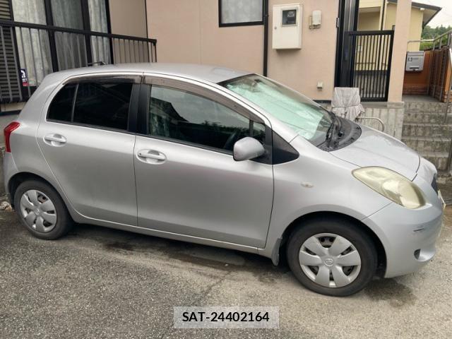 Toyota VITZ 2006-09 8746648-2