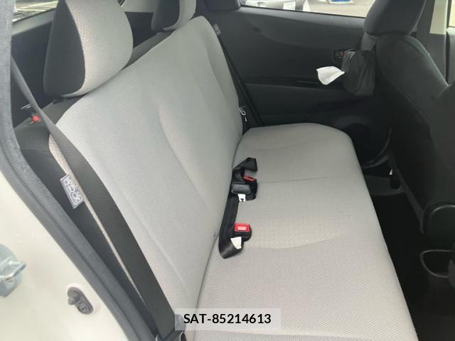 Toyota VITZ 2011-09 8746646-18