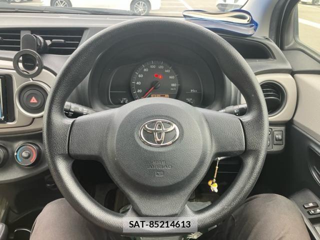 Toyota VITZ 2011-09 8746646-19