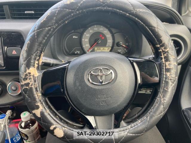 Toyota VITZ 2016-01 8746644-14