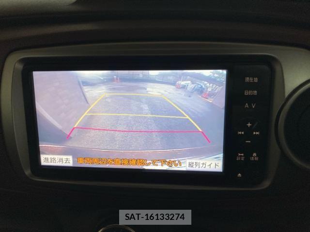 Toyota VITZ 2011-11 8746645-10