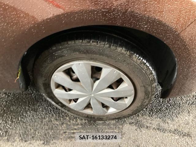 Toyota VITZ 2011-11 8746645-6