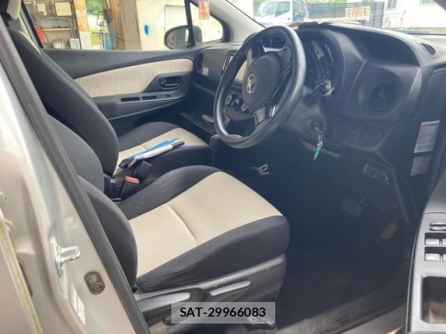 Toyota VITZ 2017-09 8746628-17