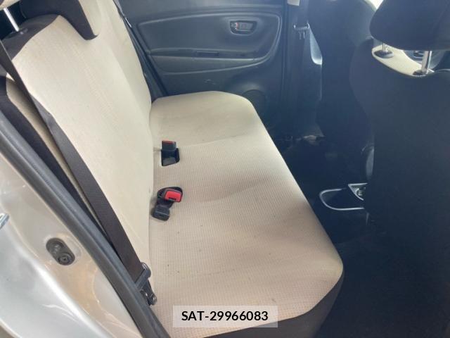 Toyota VITZ 2017-09 8746628-18
