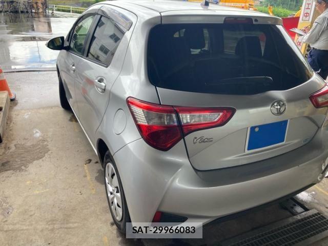 Toyota VITZ 2017-09 8746628-6