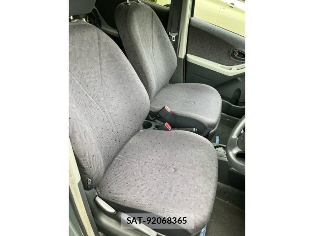 Toyota VITZ 2007-10 8746647-12