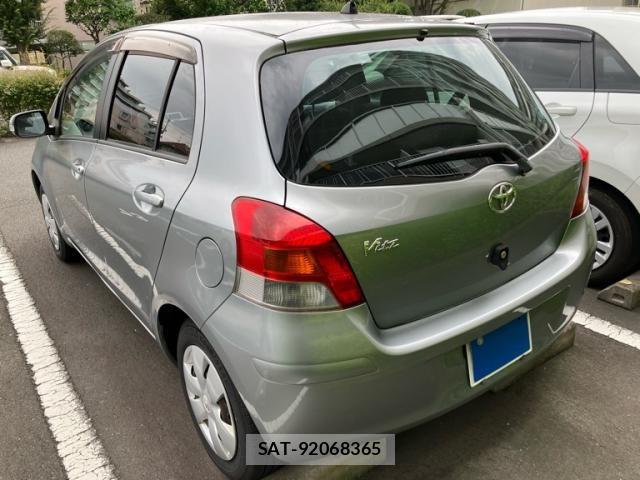 Toyota VITZ 2007-10 8746647-7