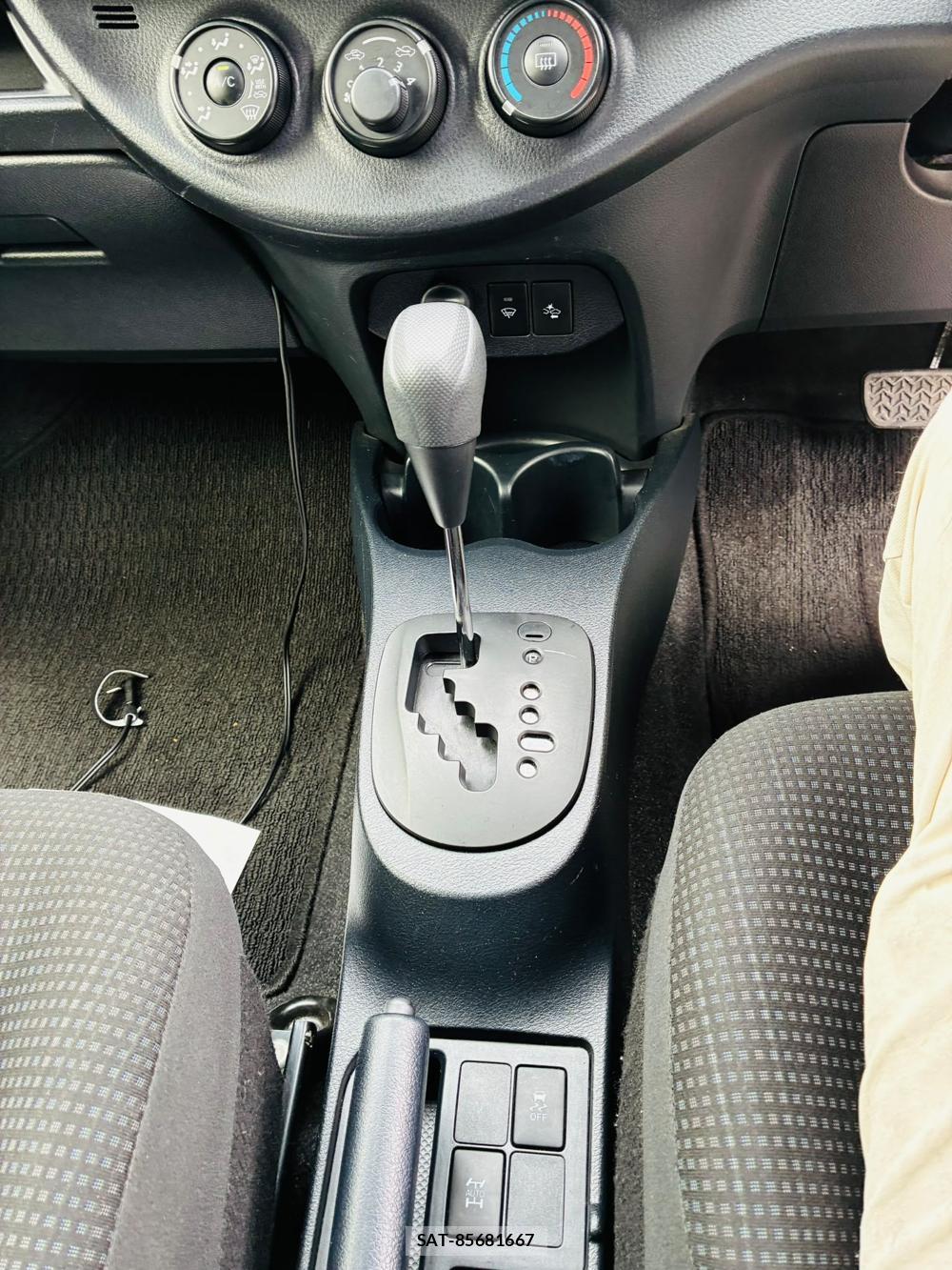 Toyota VITZ 2019-08 8603285-21