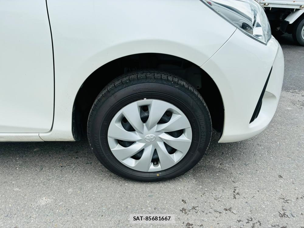 Toyota VITZ 2019-08 8603285-28