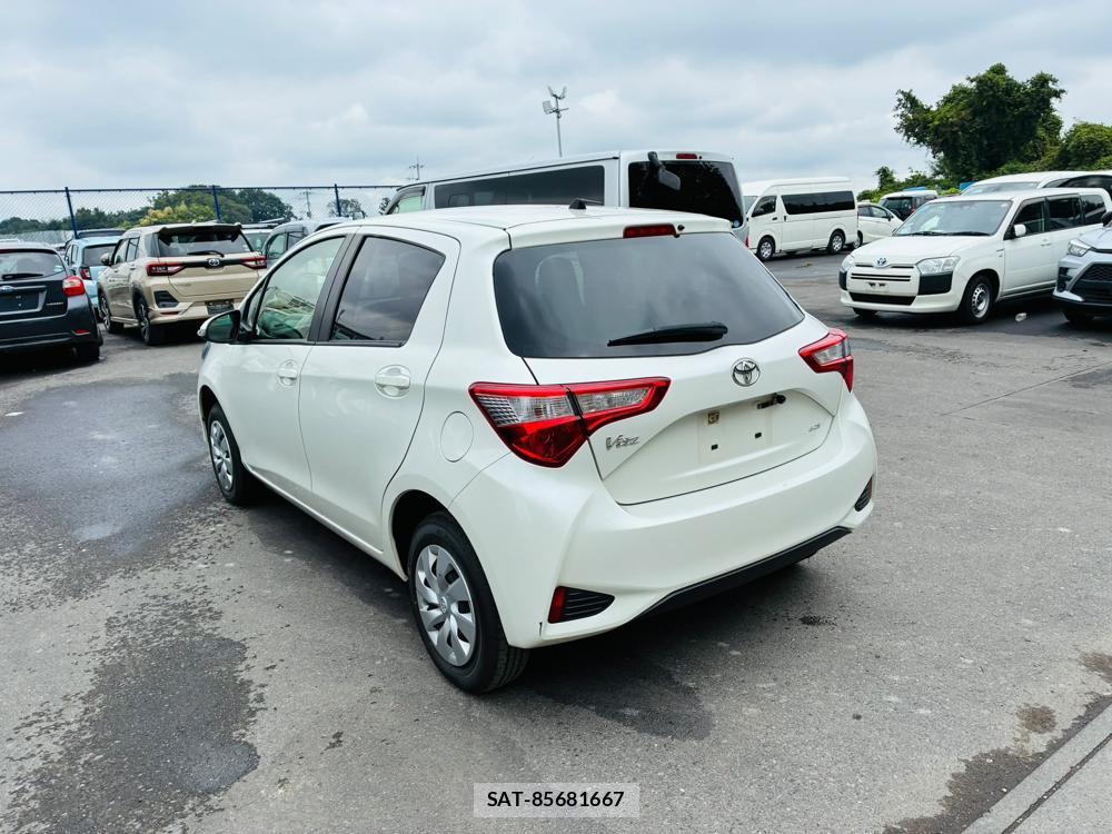 Toyota VITZ 2019-08 8603285-2
