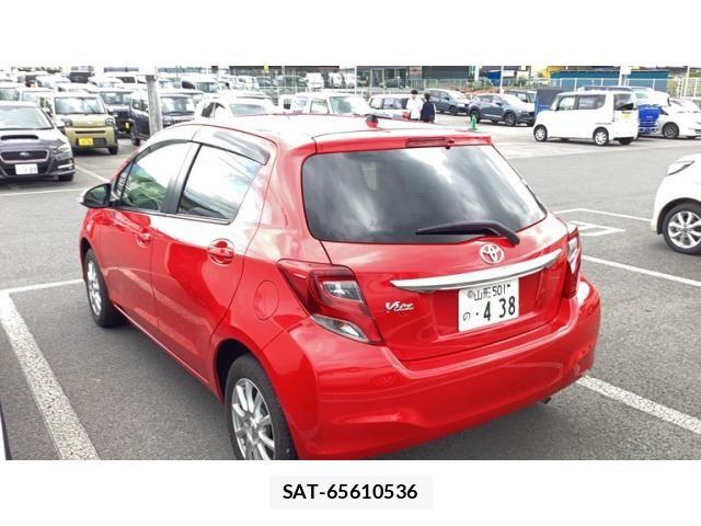 Toyota VITZ 2015-07 8782518-3