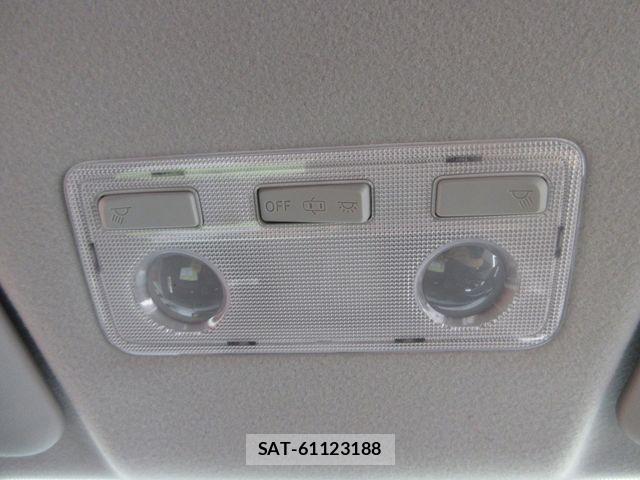 Toyota VITZ 2015-09 8782517-13