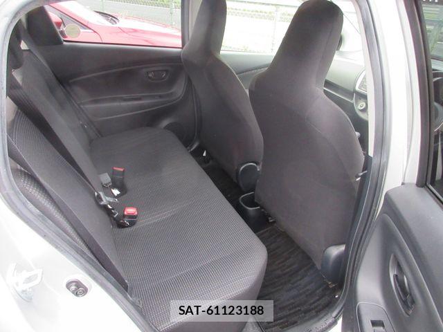 Toyota VITZ 2015-09 8782517-16