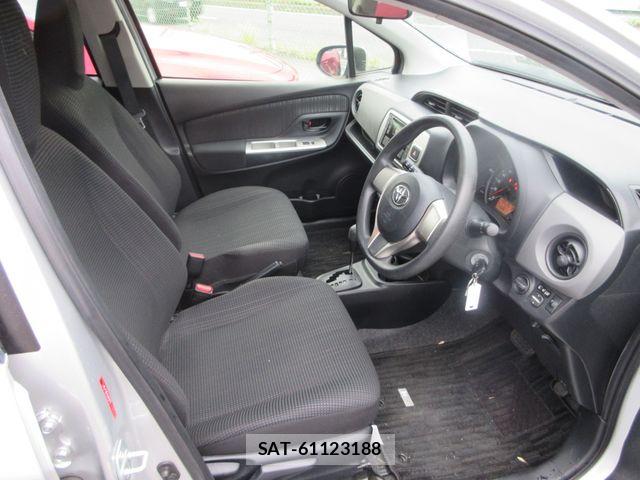 Toyota VITZ 2015-09 8782517-7