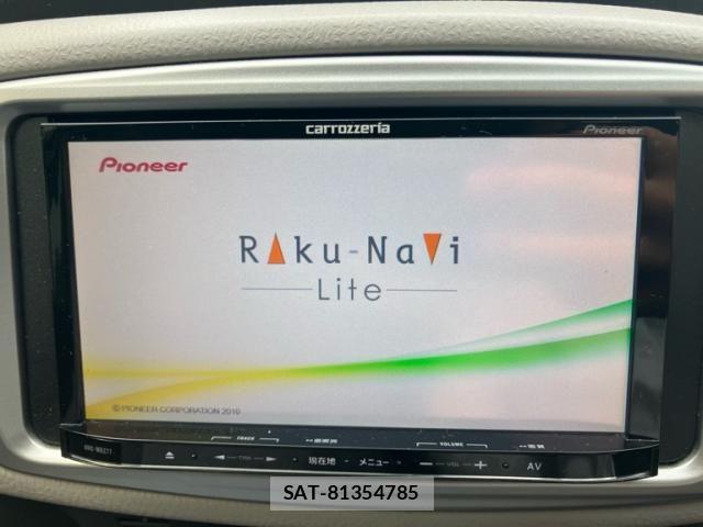 Toyota VITZ 2011-06 8782523-15