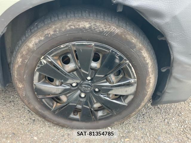 Toyota VITZ 2011-06 8782523-4