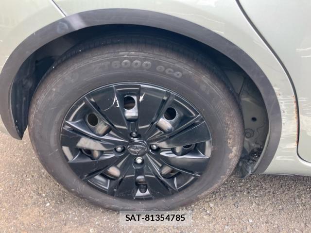 Toyota VITZ 2011-06 8782523-5
