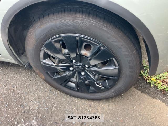 Toyota VITZ 2011-06 8782523-6
