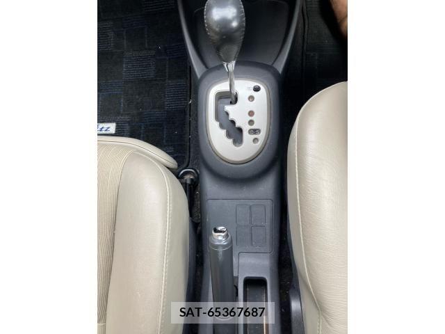 Toyota VITZ 2006-03 8782527-14