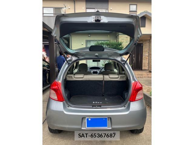 Toyota VITZ 2006-03 8782527-7