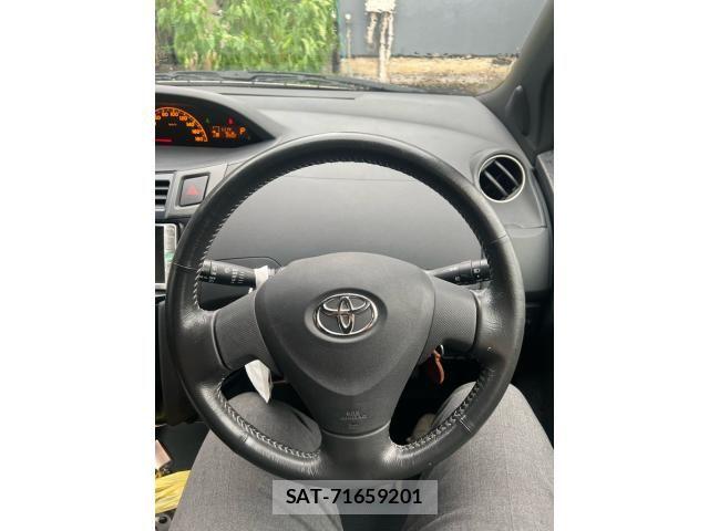 Toyota VITZ 2007-09 8782520-11