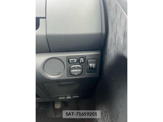 Toyota VITZ 2007-09 8782520-12