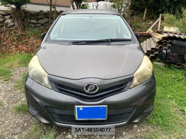 Toyota VITZ 2011-10 8782525-0