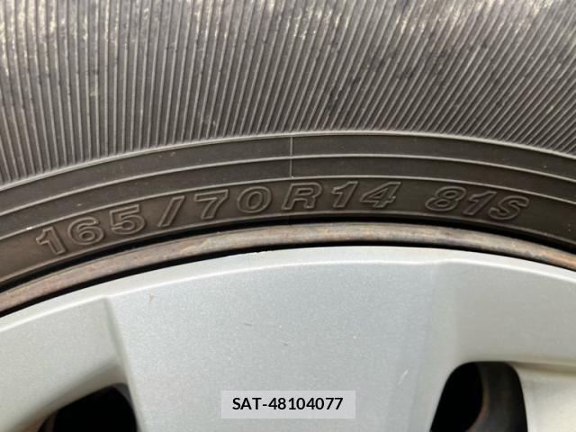 Toyota VITZ 2011-10 8782525-10
