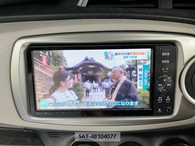 Toyota VITZ 2011-10 8782525-18