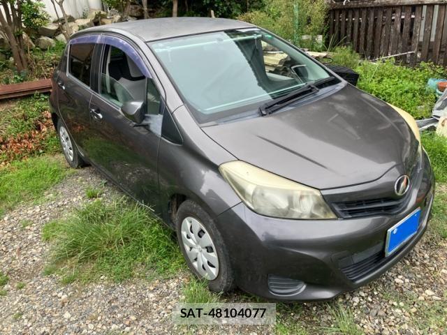 Toyota VITZ 2011-10 8782525-1