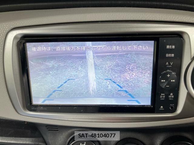 Toyota VITZ 2011-10 8782525-19